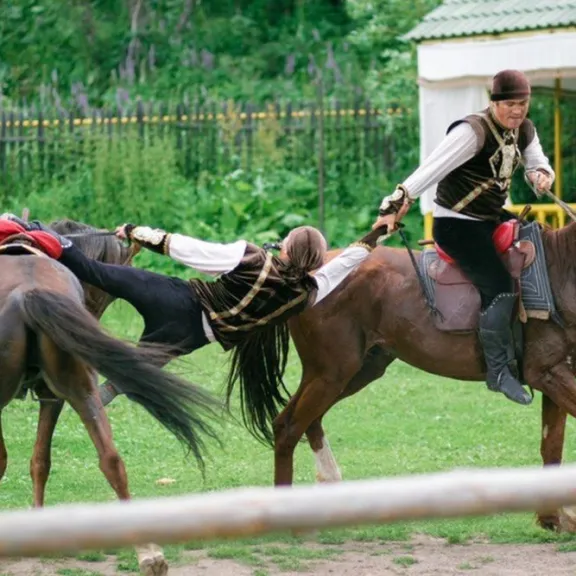Фотография 2 - Этнодеревня Гунны